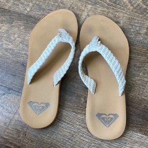 Roxy flip flops